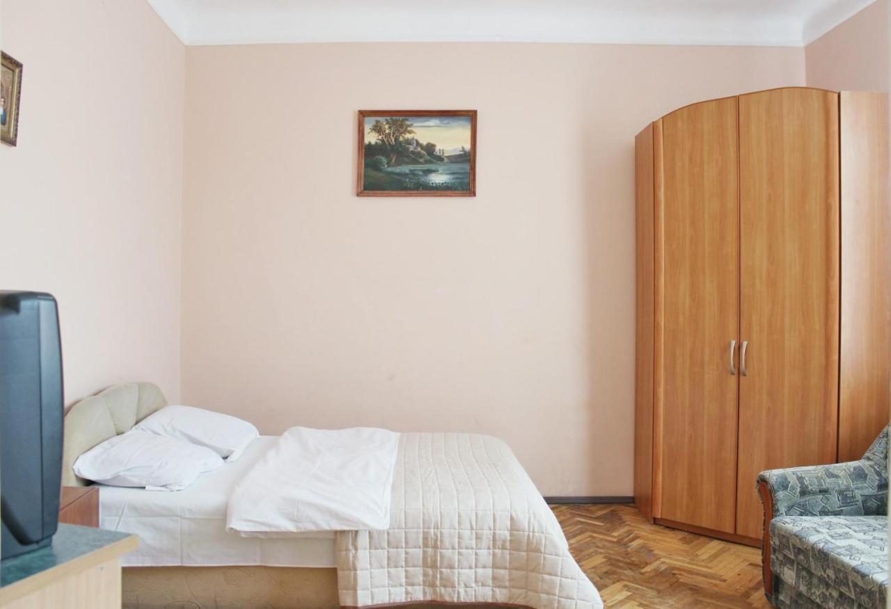 Квартира Подобово Біля Форуму Високий Замок Вулиця Хмельницького 61 Lviv Dış mekan fotoğraf